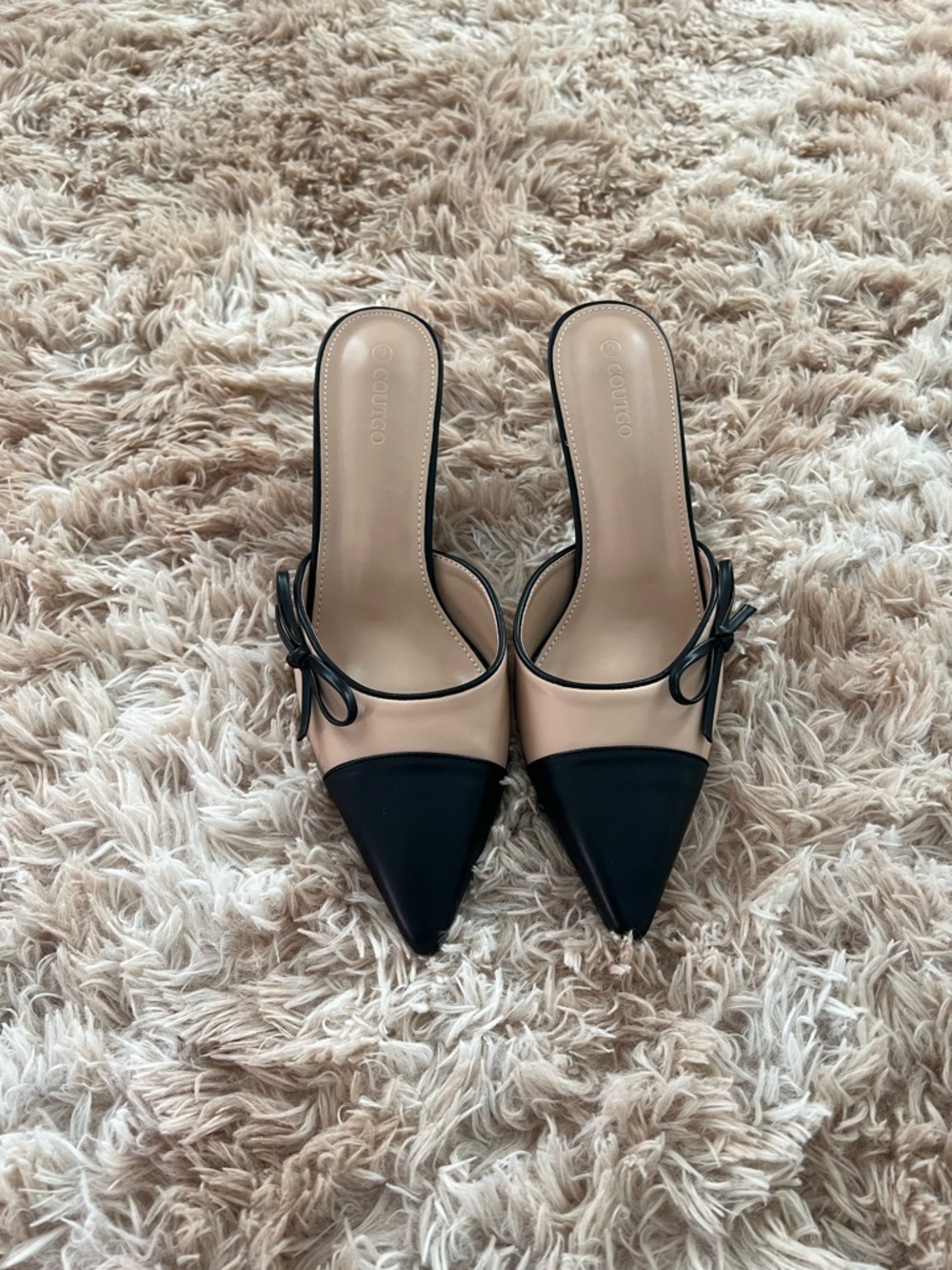 Coutgo Two-Tone Pointed Toe Mule in Beige and Black